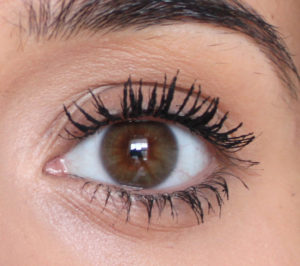 indlogering skære bind Poor Mascara Removal Leads to Eye Lesions and Serious Infection - Keck  Medicine of USC