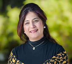 Headshot of Ekta Vyas, chief human resources officer at Keck Medicine of USC